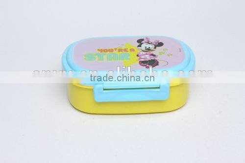 Kids Plastic lunch boxes oval-shaped lunch box with pp spoon