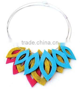 high quality fashion new design DIY set polyester felt statement necklace 2017 women OEM ODM