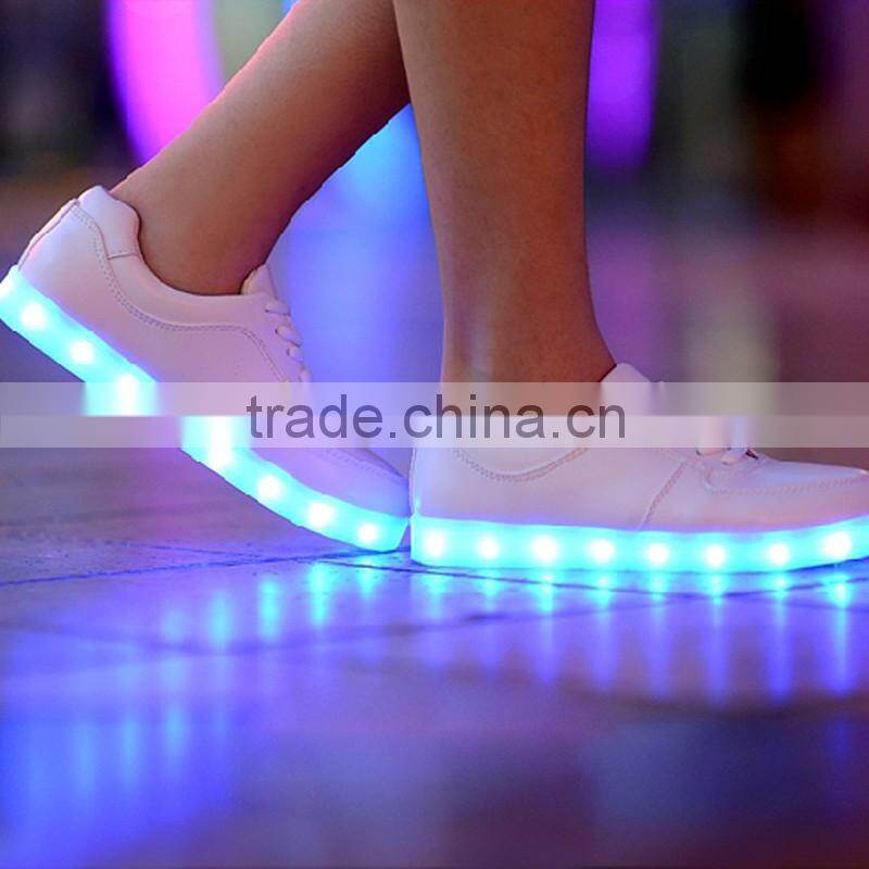 crazy adult flashing trainers wholesale,hot selling running shoes led lights,led flashing shoe light