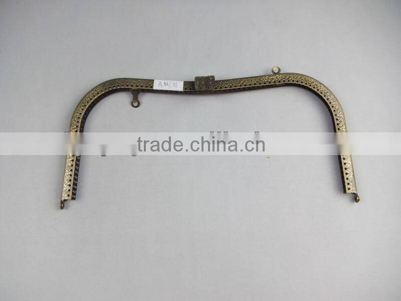 Factory price DIY top quality elegant pinhole big bag frame with clasp loop