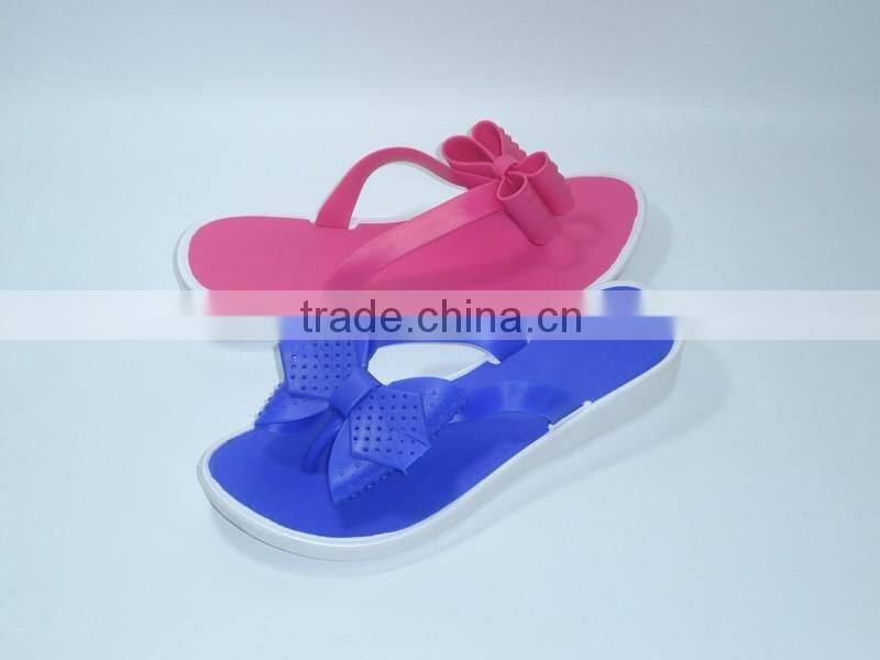 2016 new fashion pcu Ladies fashion flipflops Slippers