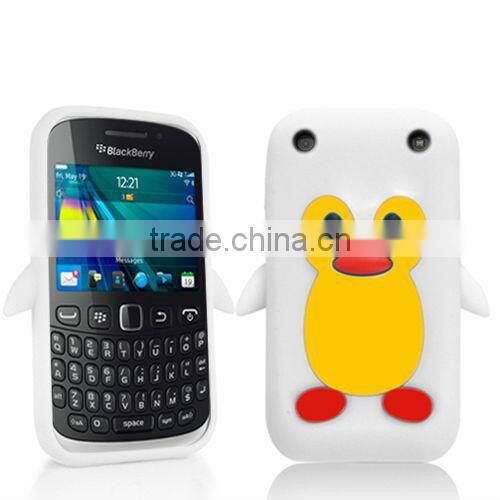 PENGUIN SILICONE SKIN Mobile Phone Case COVER FOR BLACKBERRY CURVE 9320