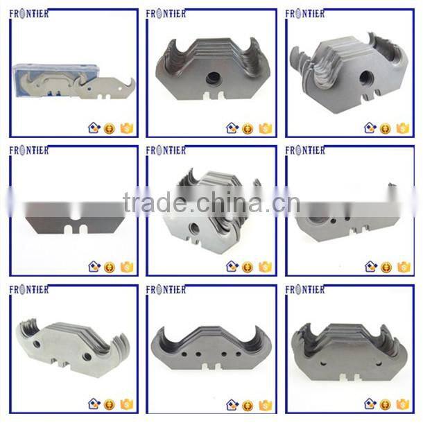 Hook utility blade knife for yarn/gauze/sheer