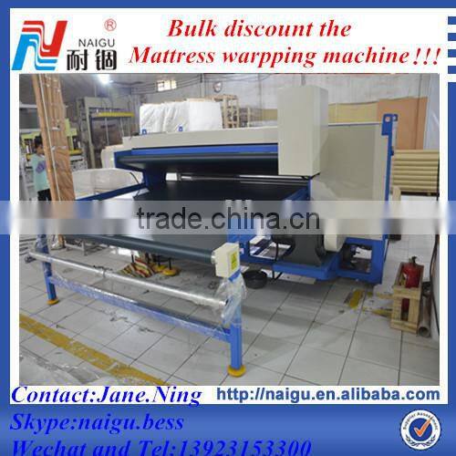 Manual mattress wrapping machine