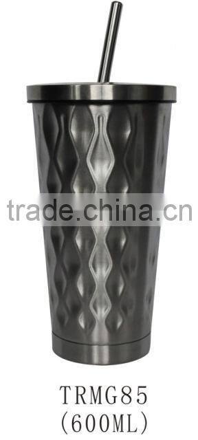 Double walled 20oz stainless steel vacuum insulated tumbler mug with straw