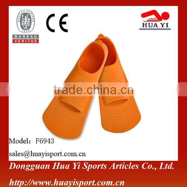 Soft durable material under beach custom logo diving fin