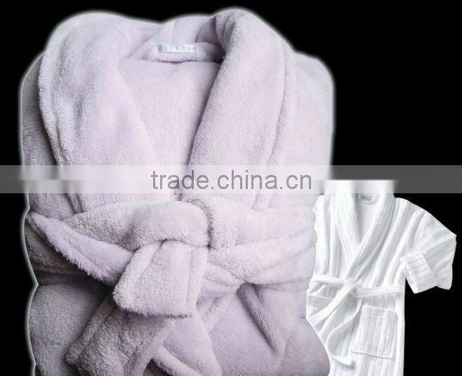 Plain polyester coral fleece bathrobe