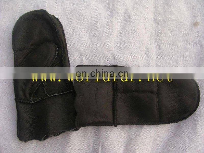 BY-S-G135 Sheepskin Glove With Good Quality