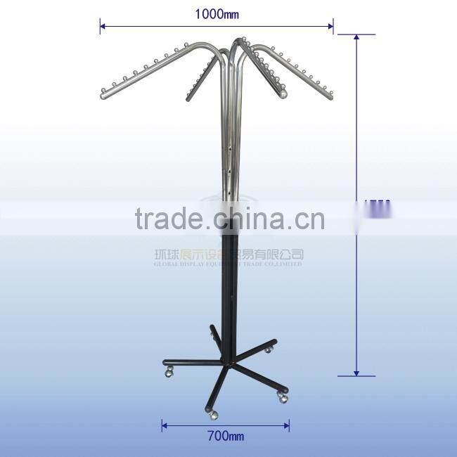 Good quality 4 arms chrome store display stand with 5 wheels