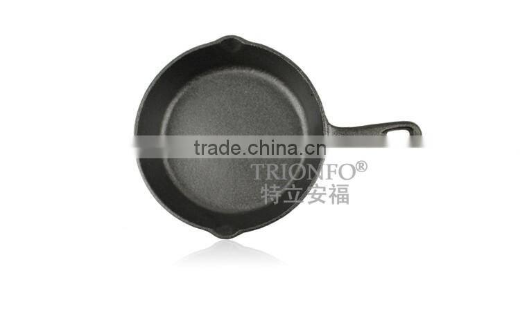 TRIONFO pre-seasoned cast iron pan