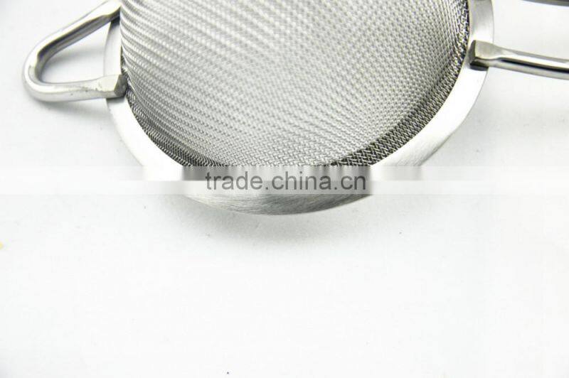 Stainless steel used kitchen strainer