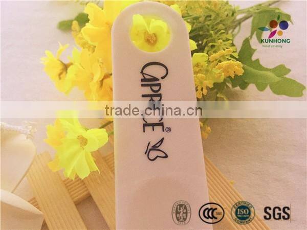 Long and slim hotel shoe horn