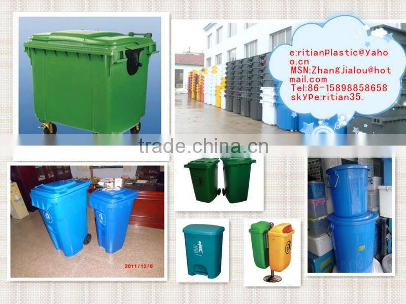 Outdoor garbage bin with wheels