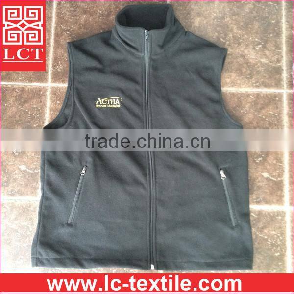 wholesale top quality gold stitching embroidery with your logo anti-pilling full zipper polar fleece vest for men(LCTU0048)