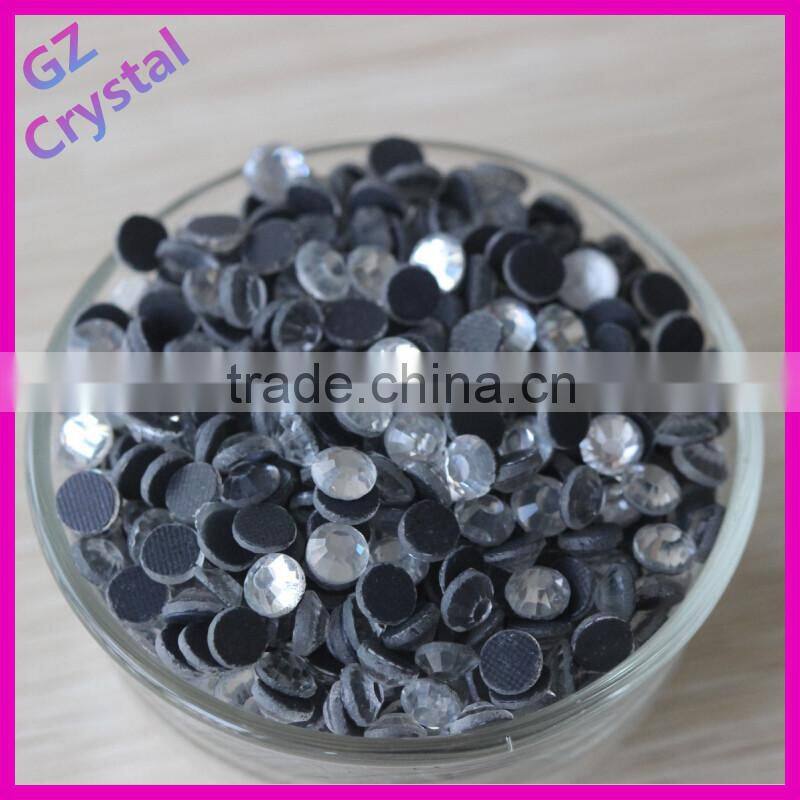 Wholesale glass hot fix rhinestone in china