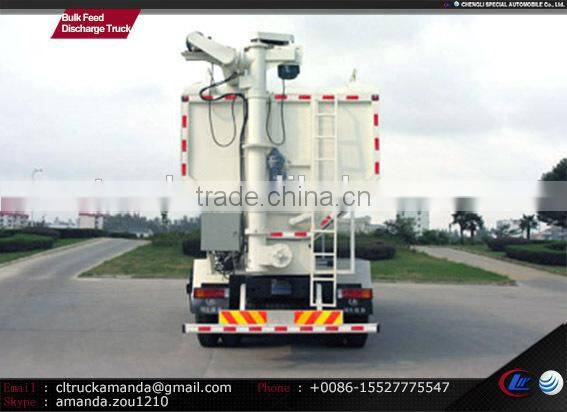 Dongfeng 8*4 bulk fodder discharge truck, 32cbm bulk fodder delivery truck, 15.3 ton bulk fodder carrier for sale