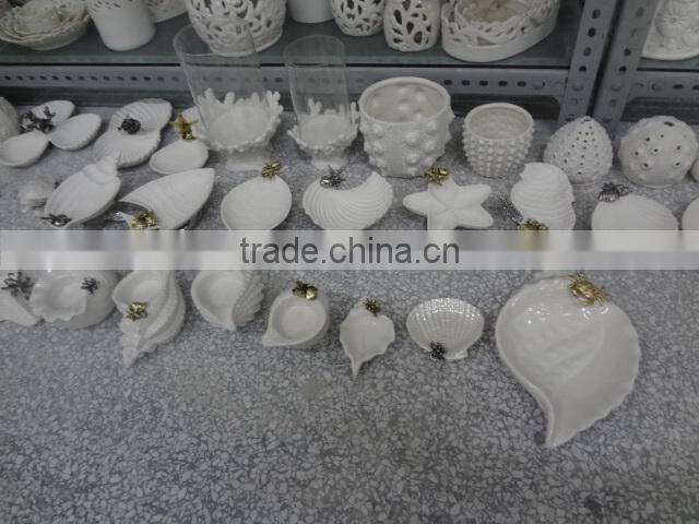 creative white porcelain bowls and plates