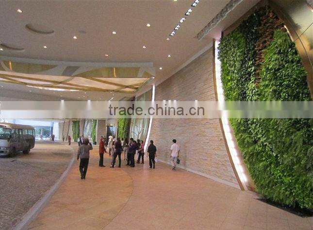 2017 hot sale vertical garden green wall artificial evergreen plant wall