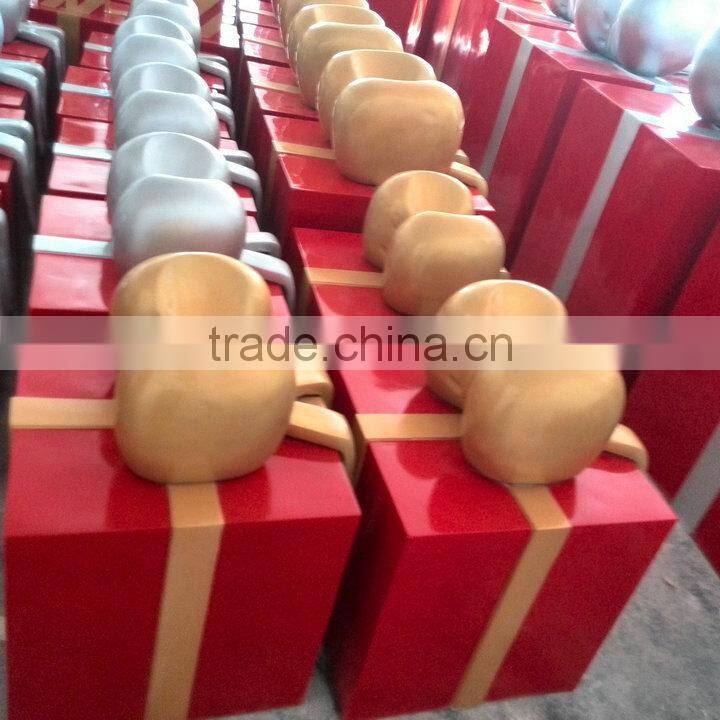 Outdoor fiberglass Christmas gift box decoration