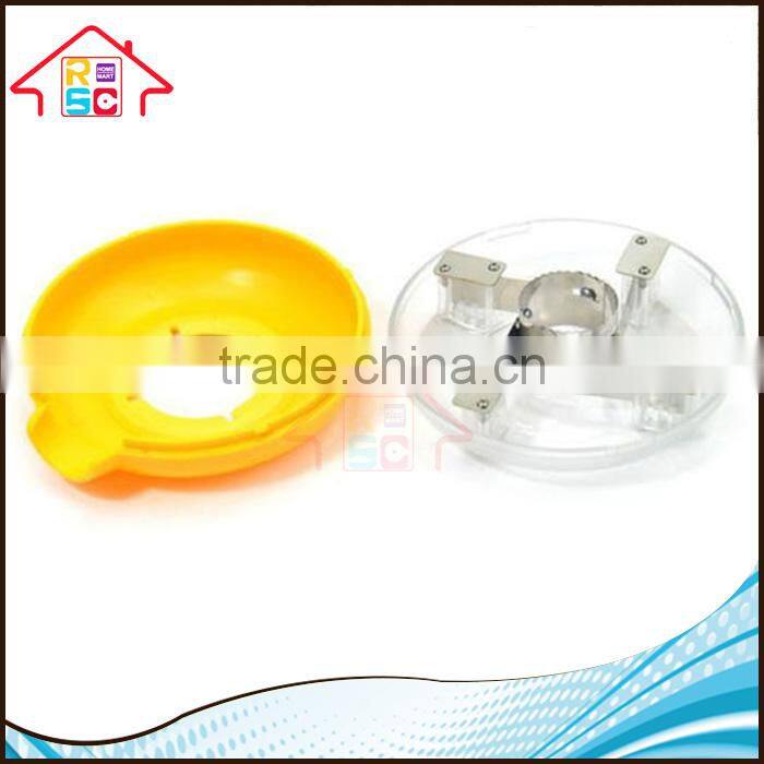 Cob Corn Thresher Peeler Kitchen Tool Kerneler Cutter Remover Stripper