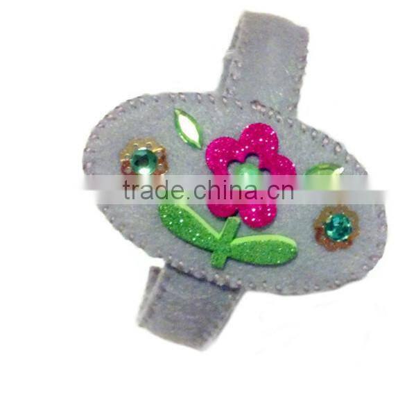2017 Hot new bestselling product wholesale alibaba felt Button Flower Felt crachet flower Headband made in China