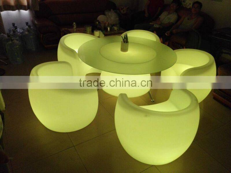 Beautiful lighting modern plastic LED sofa & table with 16 colors change by remote