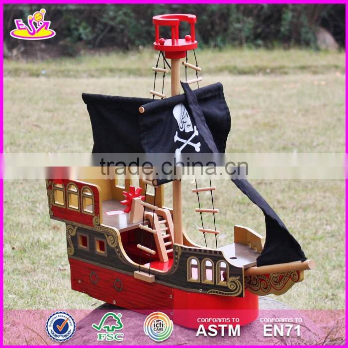 2017 Top fashion children imagine shark bite pirate ship wooden toy pirate ship & pirate play set W03B060-S