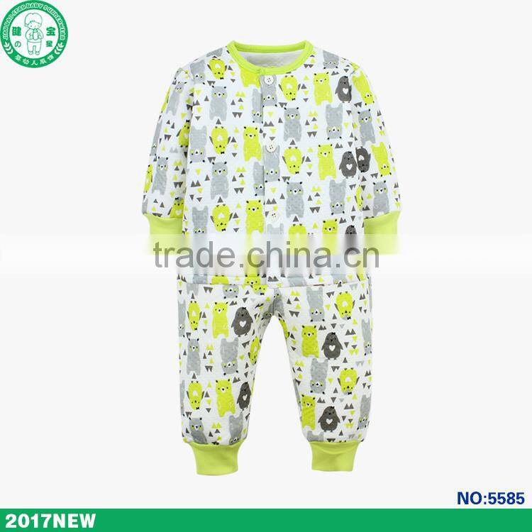 Wholesale winter baby clothes soft stylish unisex baby clothing sets