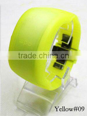 2013 Hot Fashion ODM bracelet LED watch