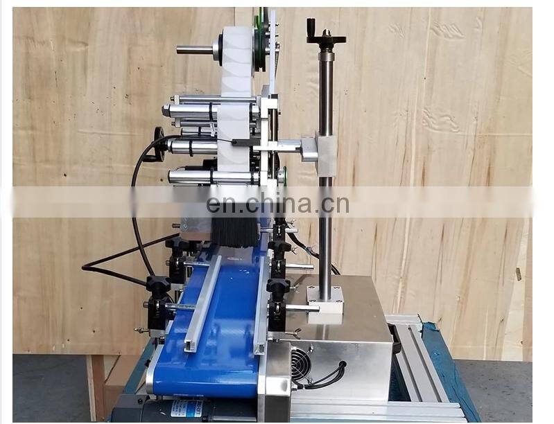 YTK-160 Automatic lighter table top surface flat bottle labeling machine