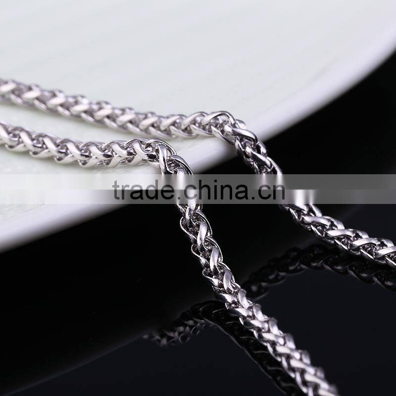 2015 fashion jewelry rhodium plated brass chain twisted necklace