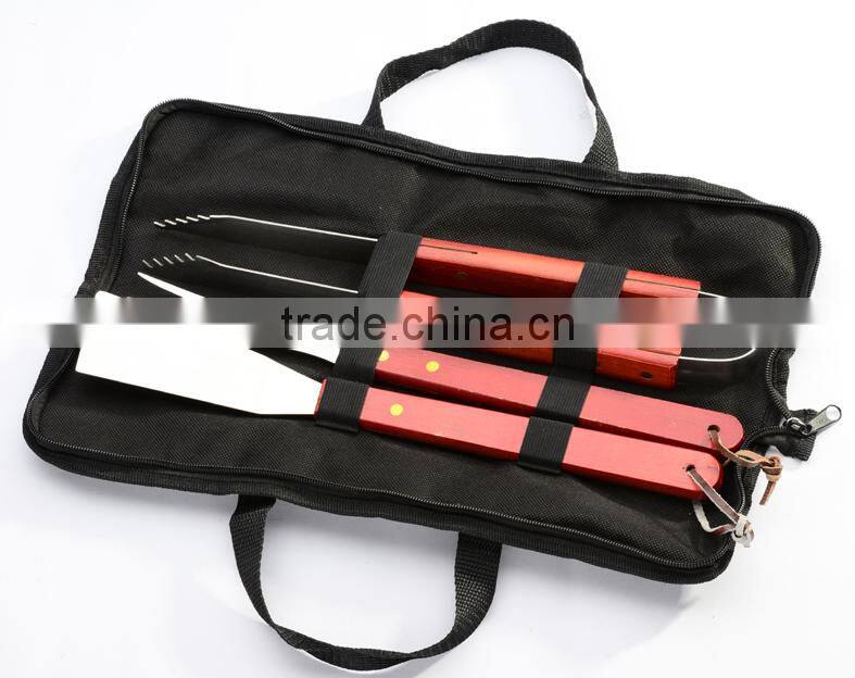 yangjiang factory manufacture hot selling stainless steel bbq tool with wooden handle