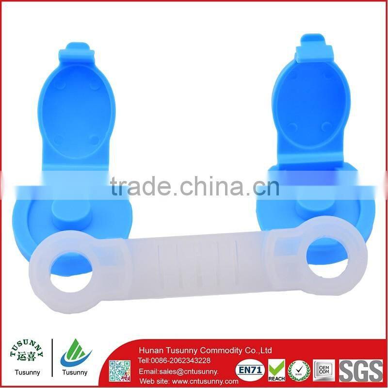 Baby safety sliding doors locks small plastic door lock