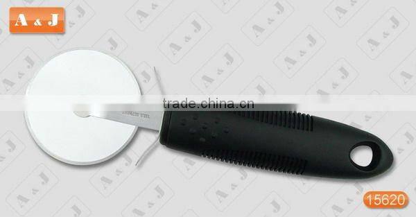 Kitchen Gadget 6cm Pizza Cutter