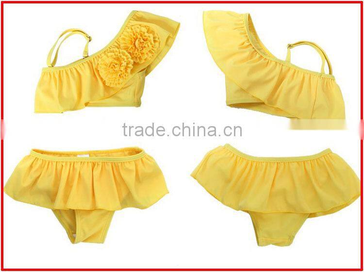 2014 fashion small flower & bowknot lovely little sexy two pieces junior girls swimwear,kids model girls in bikini with skirt
