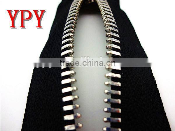 O zipper for bags