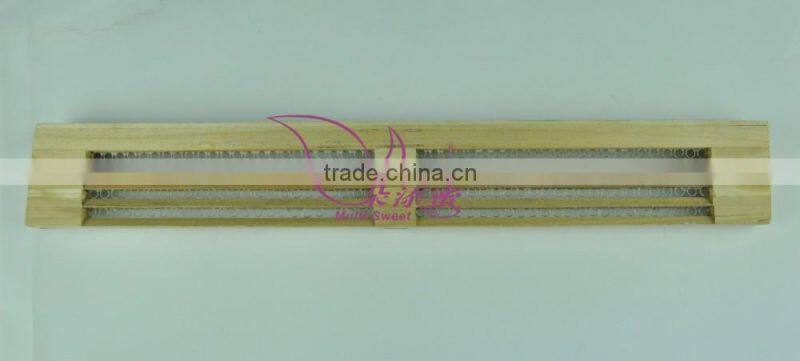 2017 hot sale beekeeping yellow plastic pollen trap collector