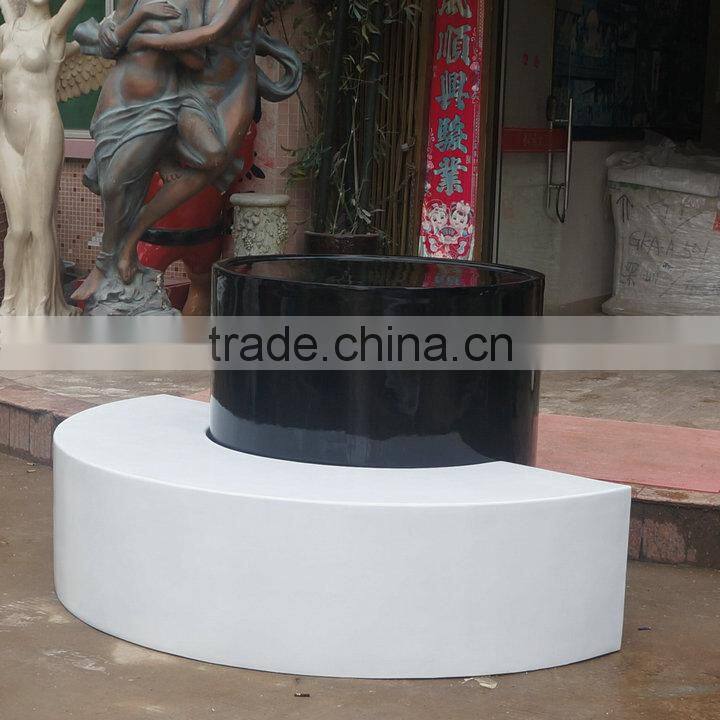 Giant mall half round chair