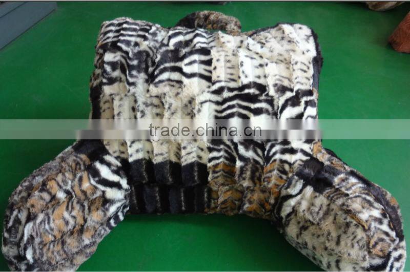 Super soft animal pv plush bed rest