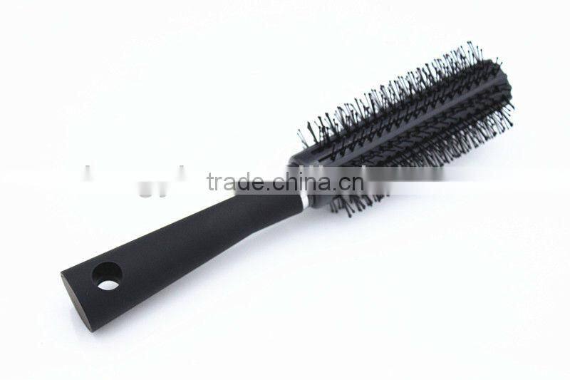 round hair brush ,beauty prodct,hair dressing