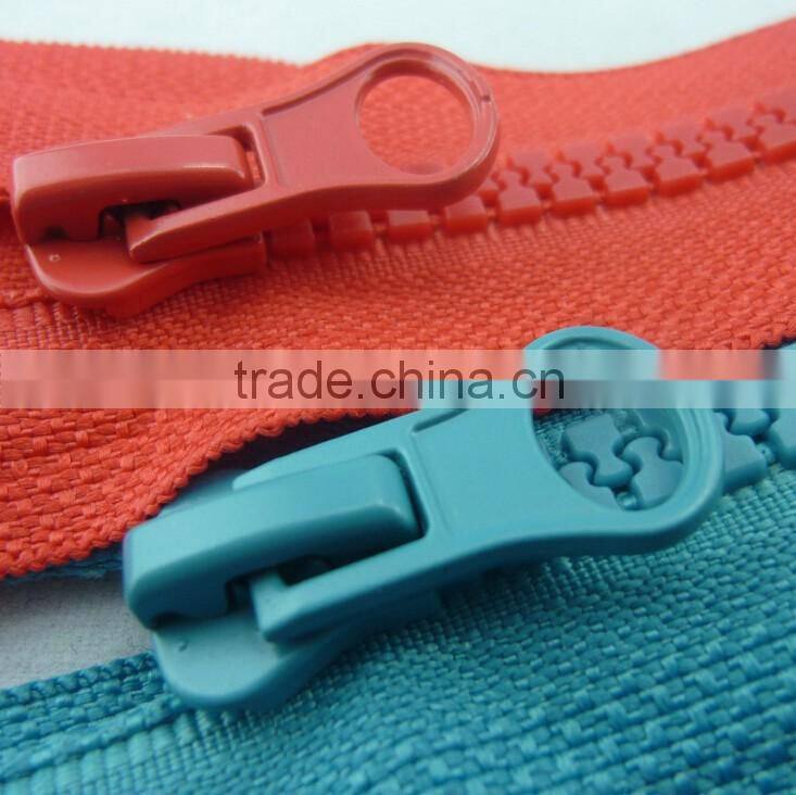 Custom Double Slider Plastic Zipper