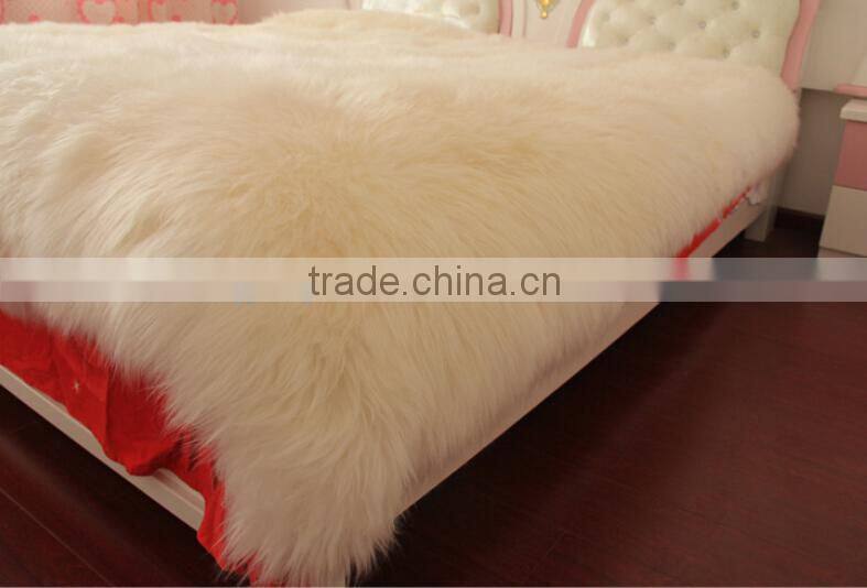 White Color Mongolian Sheep Fur Skin / Long Haired Sheep Fur Skin