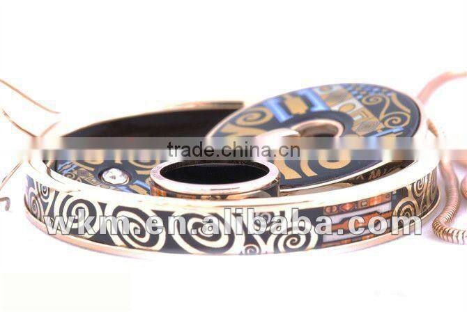 Unique Thin Metal Bangles