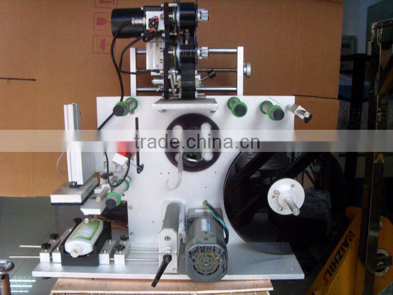 Semi-Automatic Labeling Machine and Date Printing Machine