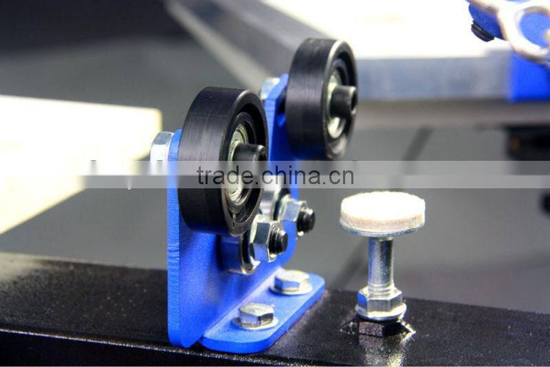 screen printer 4 color t-shirt