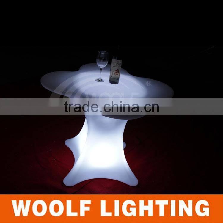 Modern Four-leaf Clover Shape Illuminated Restaurant and Coffee Shop Used glowing LED Table LED furniture