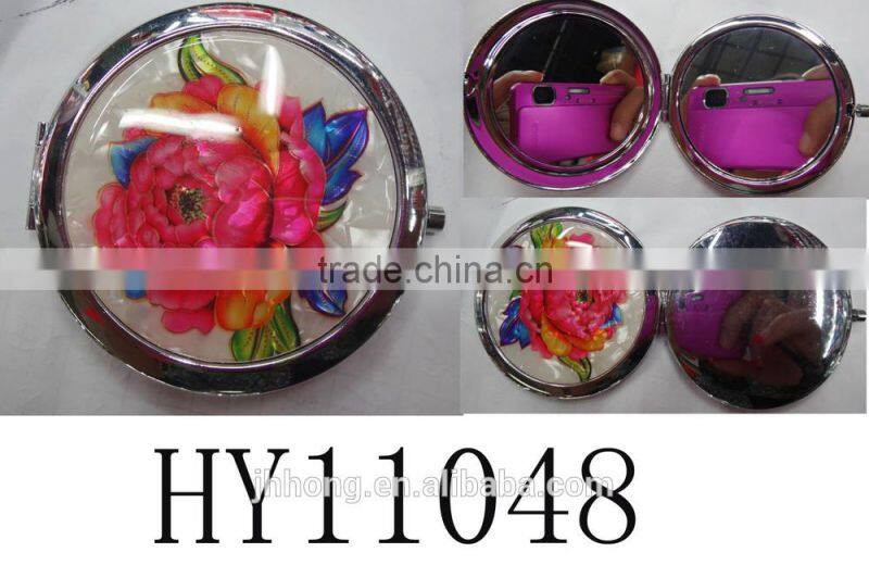 Compact make up mirror