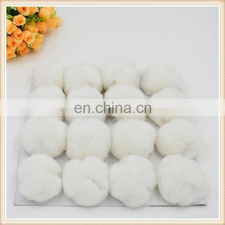 Hot selling in europe genuine rabbit real fur pom pom