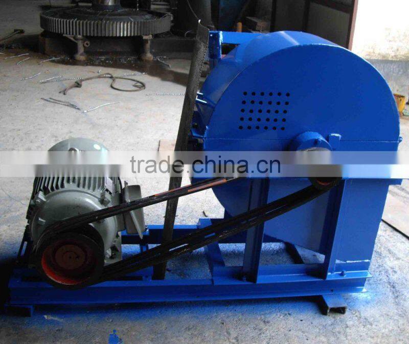 home and abroad most popular small wood chip crusher for sale with low price 600 type wood crusher