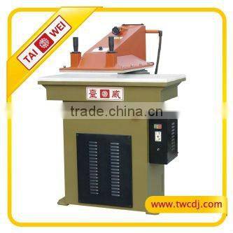 Hydraulic Swing Arm Cutting Machine/Shoe Making Machine